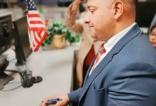 Concejal venezolano Carlos Moreno recibe respaldo ciudadano tras único voto contra el aumento de impuestos en Salt Lake County