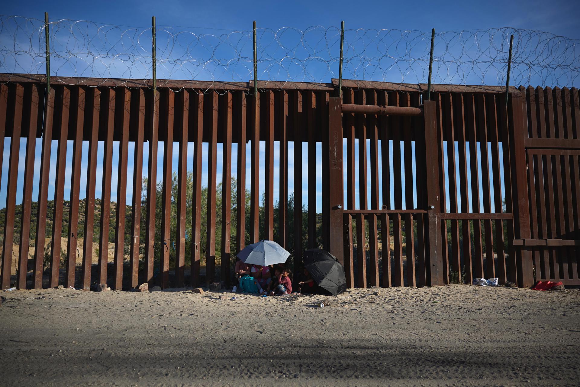 La Casa Blanca confía en que la orden ejecutiva sobre inmigración supere los retos legales