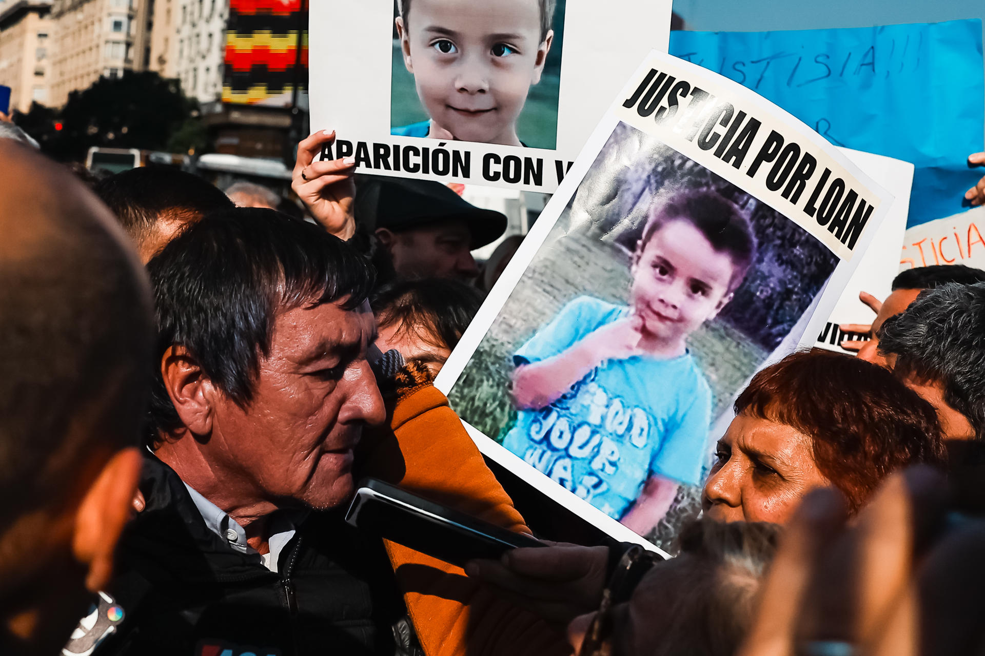 Manifestación en Buenos Aires por el retorno de Loan, niño desaparecido hace casi un mes