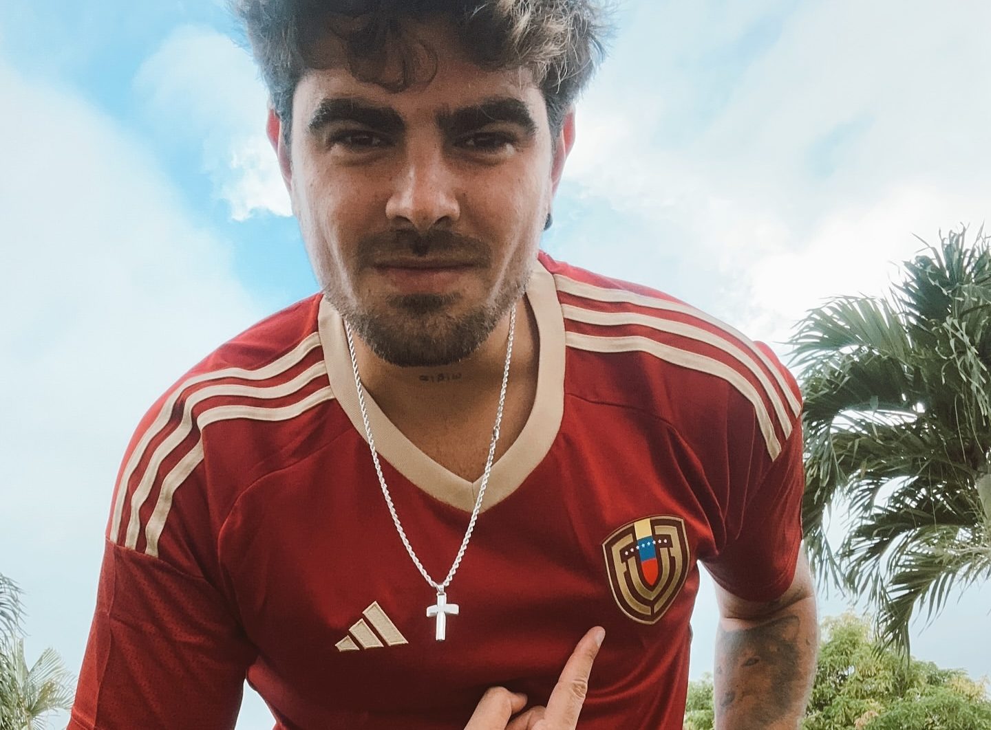 El mensaje del cantante Jonathan Moly a los artistas venezolanos que simpatizan con Maduro