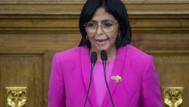 Delcy Rodríguez molesta con el kirchnerismo en Argentina, luego que Cristina Fernández pidiera que se mostraran las actas