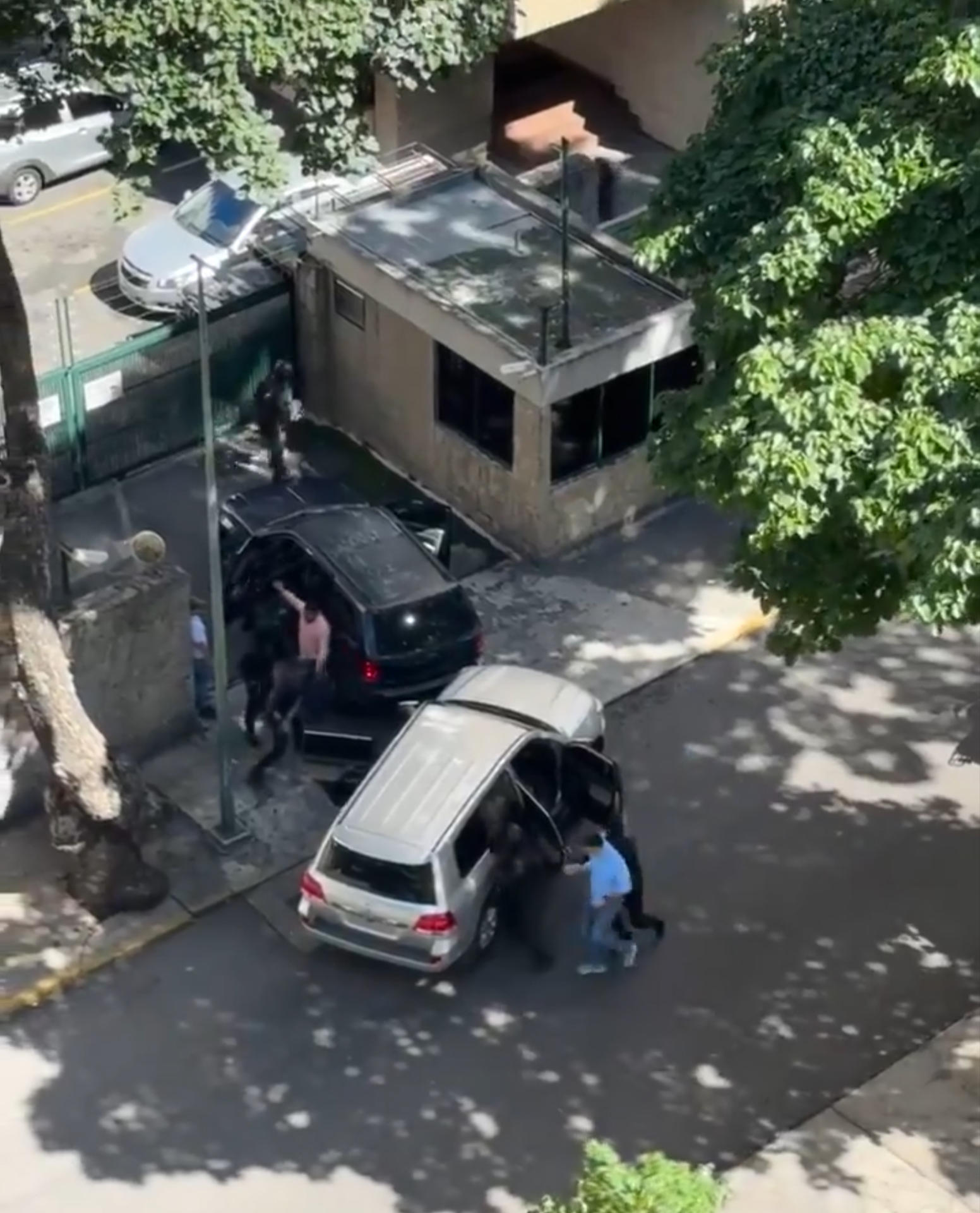 Esposa de antichavista Freddy Superlano desconoce su paradero tras 30 horas de detención