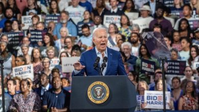 La familia de Biden le anima a continuar con su campaña para la reelección
