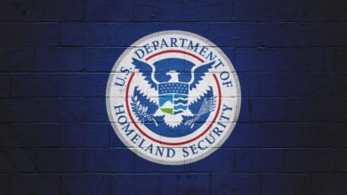 Agentes del DHS llegaron a 2 escuelas de Los Ángeles en busca de estudiantes de primaria