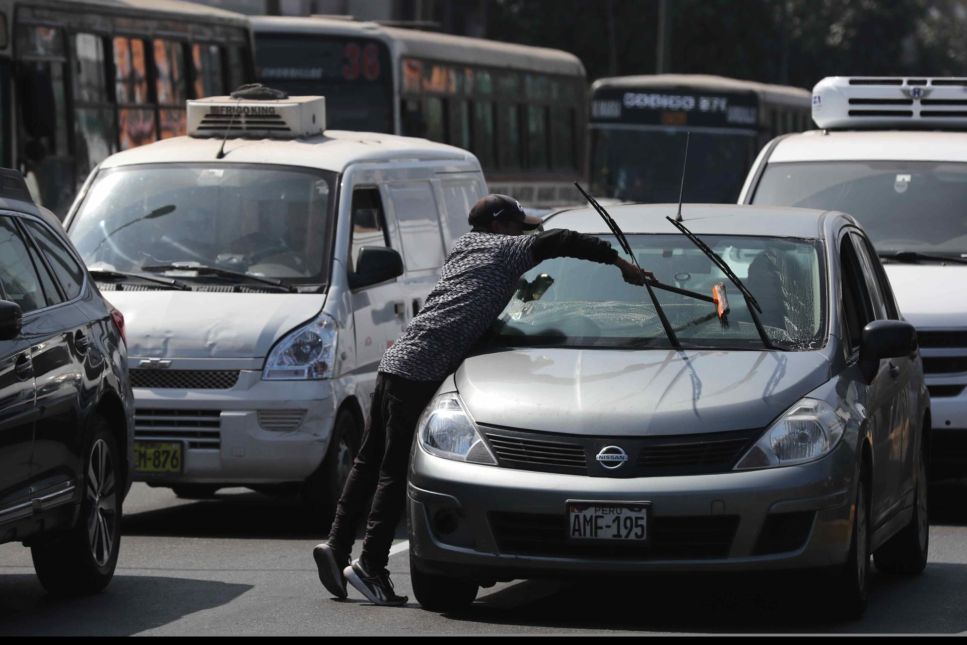 Uno de cada dos trabajadores en Latinoamérica y el Caribe es informal, señala la OIT