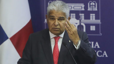 Mulino reitera que estaría dispuesto a dar asilo a Maduro en Panamá para solucionar crisis