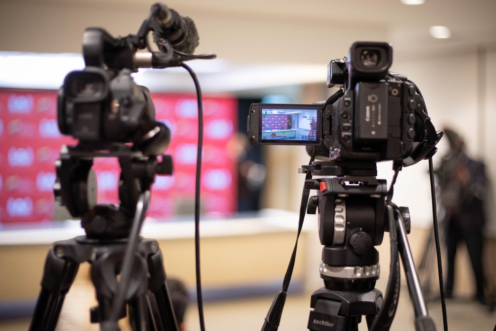 Periodista venezolana Longo será presentada en un tribunal antiterrorismo, dice sindicato