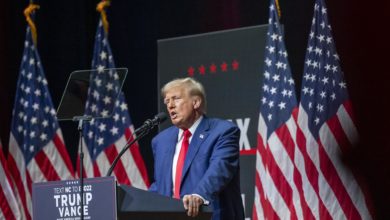 Trump reporta 500 millones en ingresos de sus propiedades y 350 millones en obligaciones