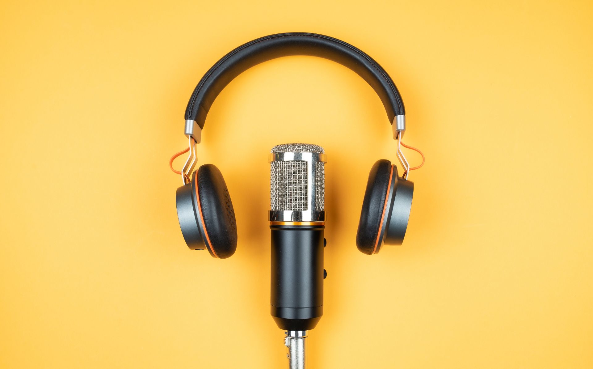 ¿Quieres aprender a hacer un Podcast? Aprende con Frengy Alvarado y Panas en Utah