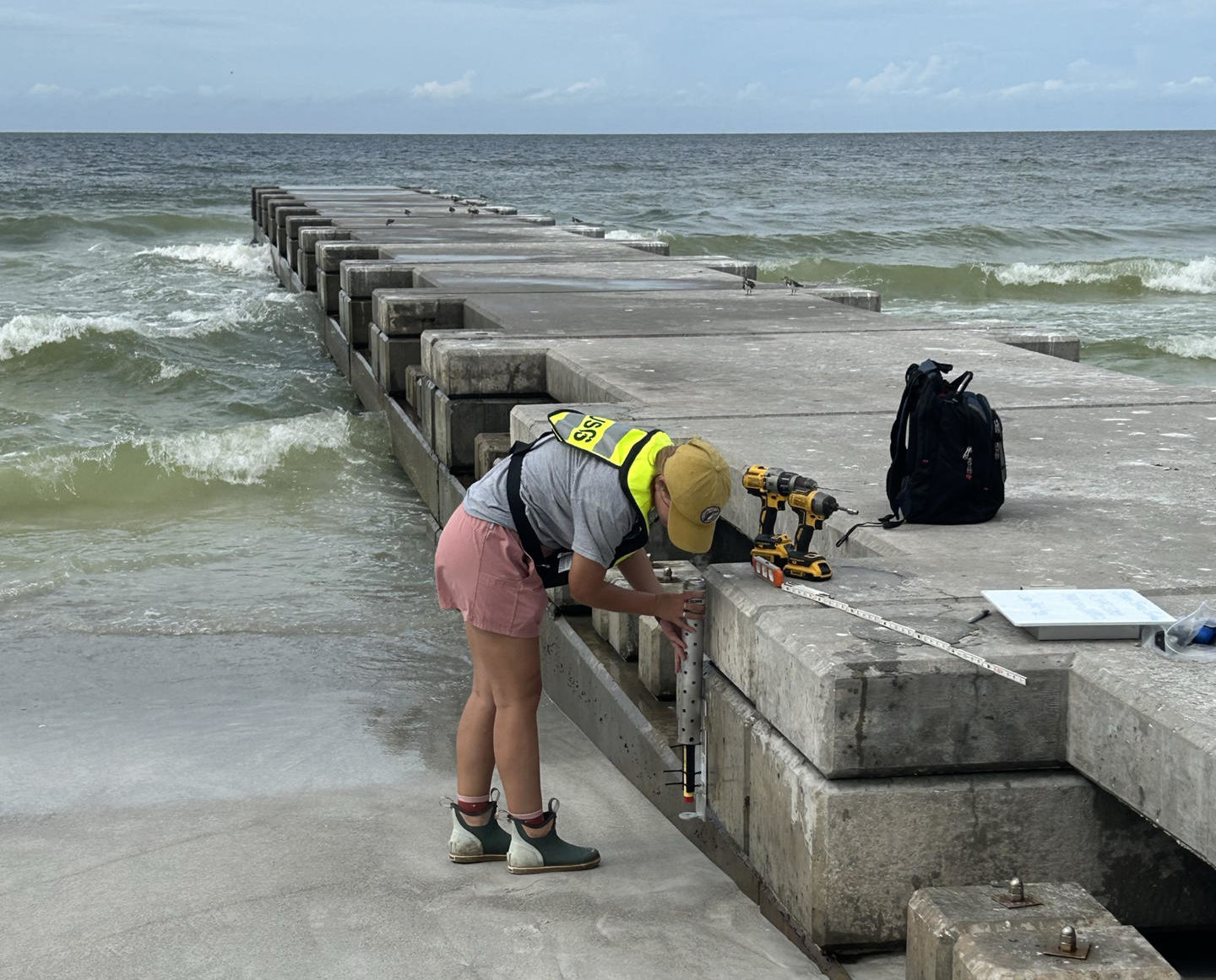 Helene se debilita y se convierte en tormenta tropical en su avance al interior de EE.UU.