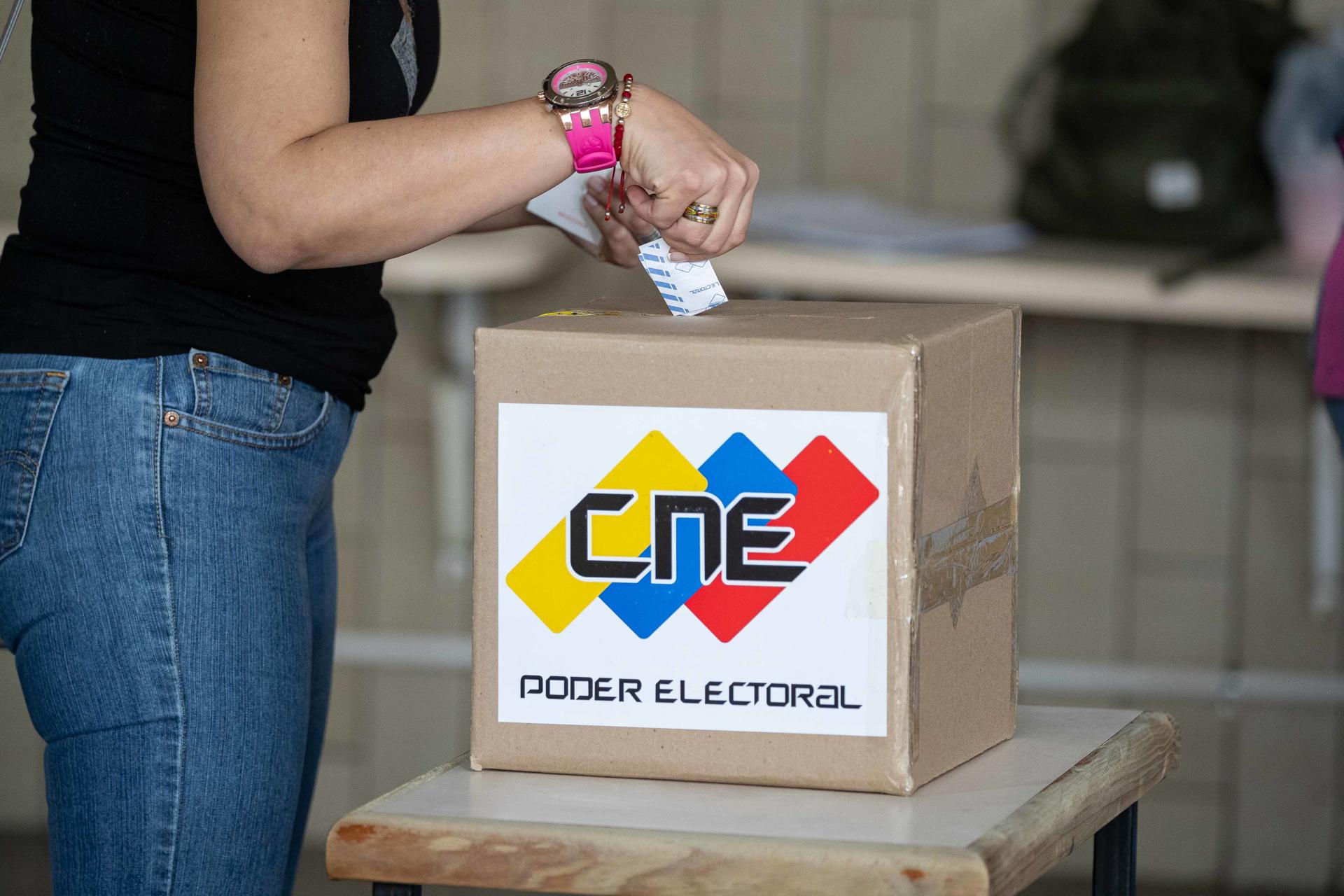 Cinco aspectos de una Venezuela en crisis tras dos meses de las elecciones