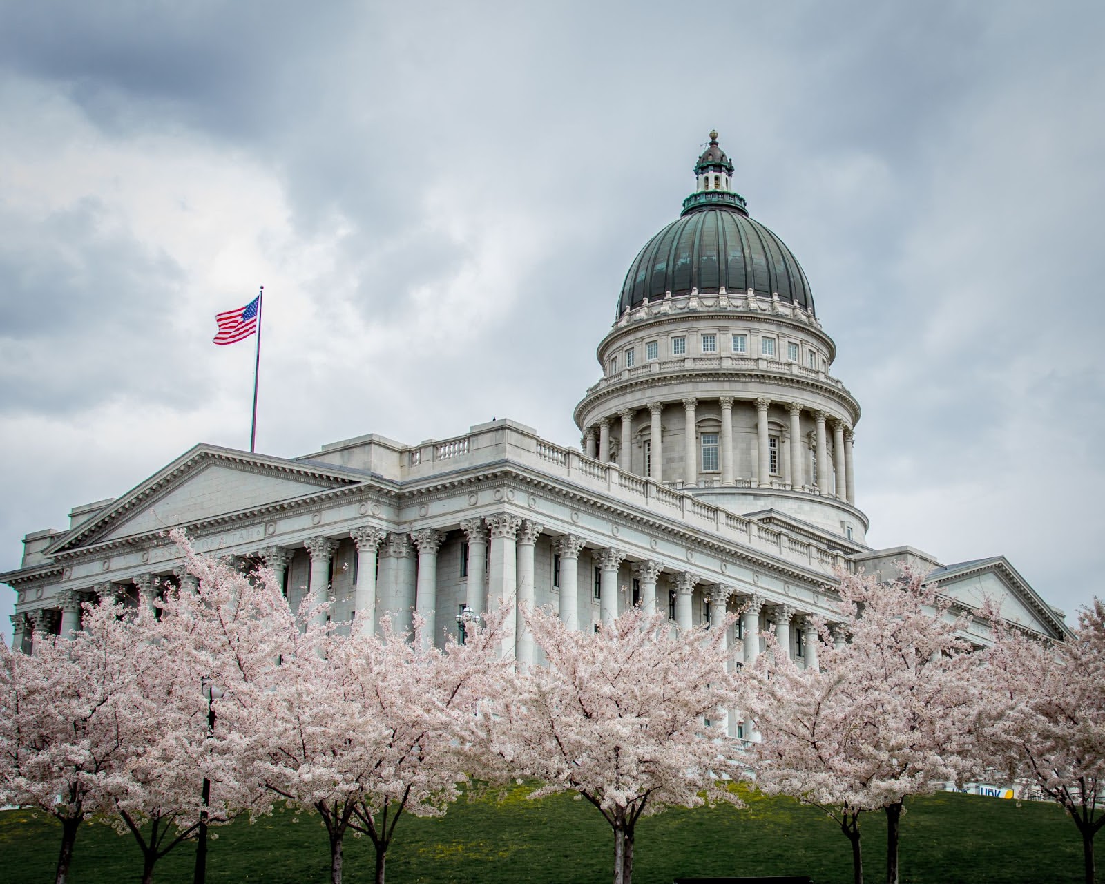 Invitan a disfrutar de cine bajo las estrellas en el Capitolio de Utah