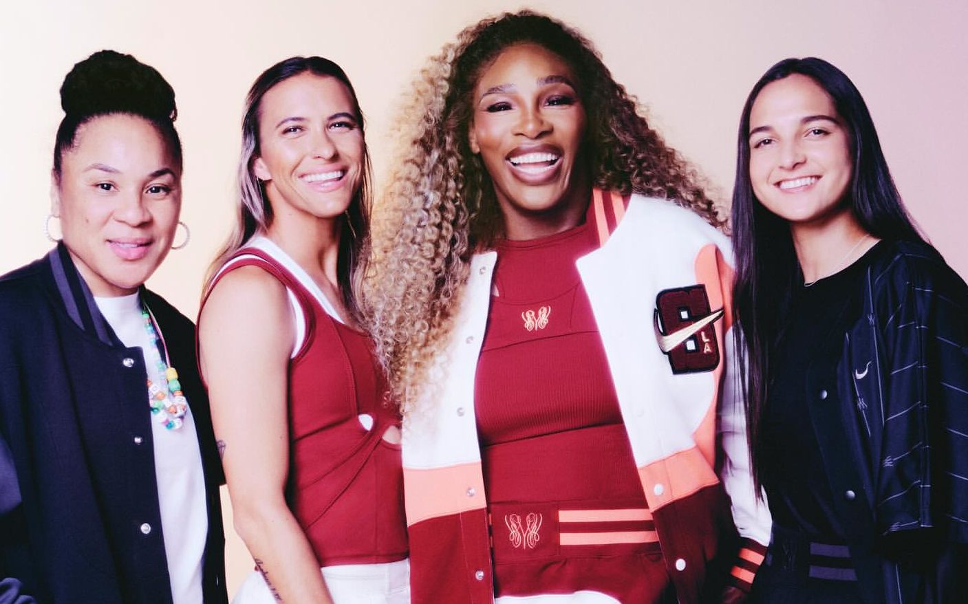 Venezolana Deyna Castellanos se asoció con Serena Williams