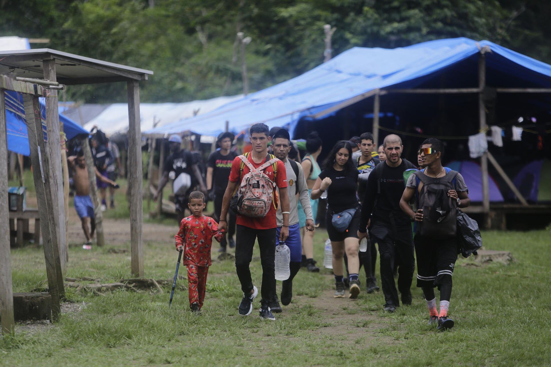 Panamá estima que en 2024 bajará un 38 % el paso de migrantes por el Darién, hasta 320.000