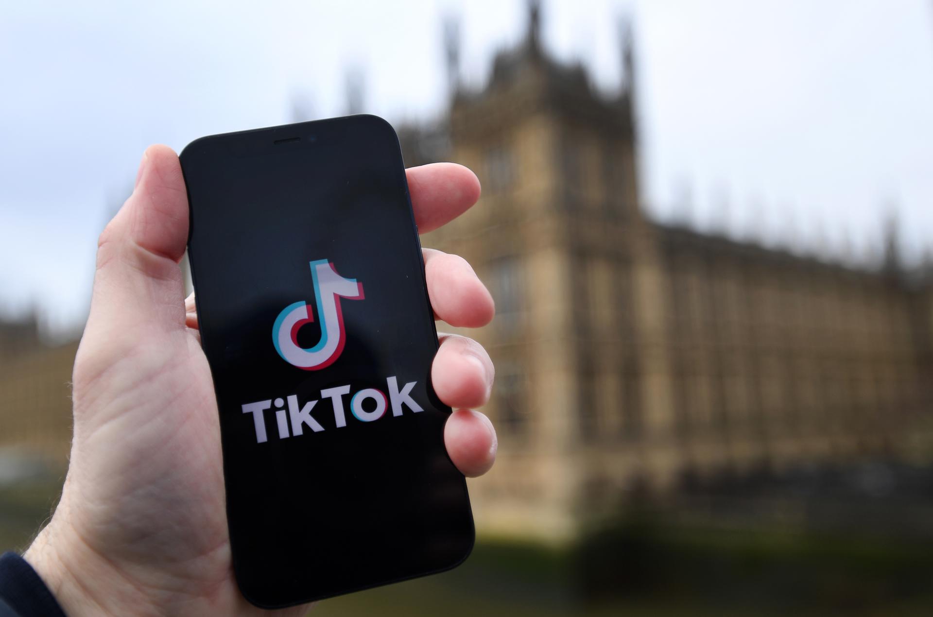 Catorce estados de EE.UU. demandan a TikTok por ser dañina para la salud mental infantil