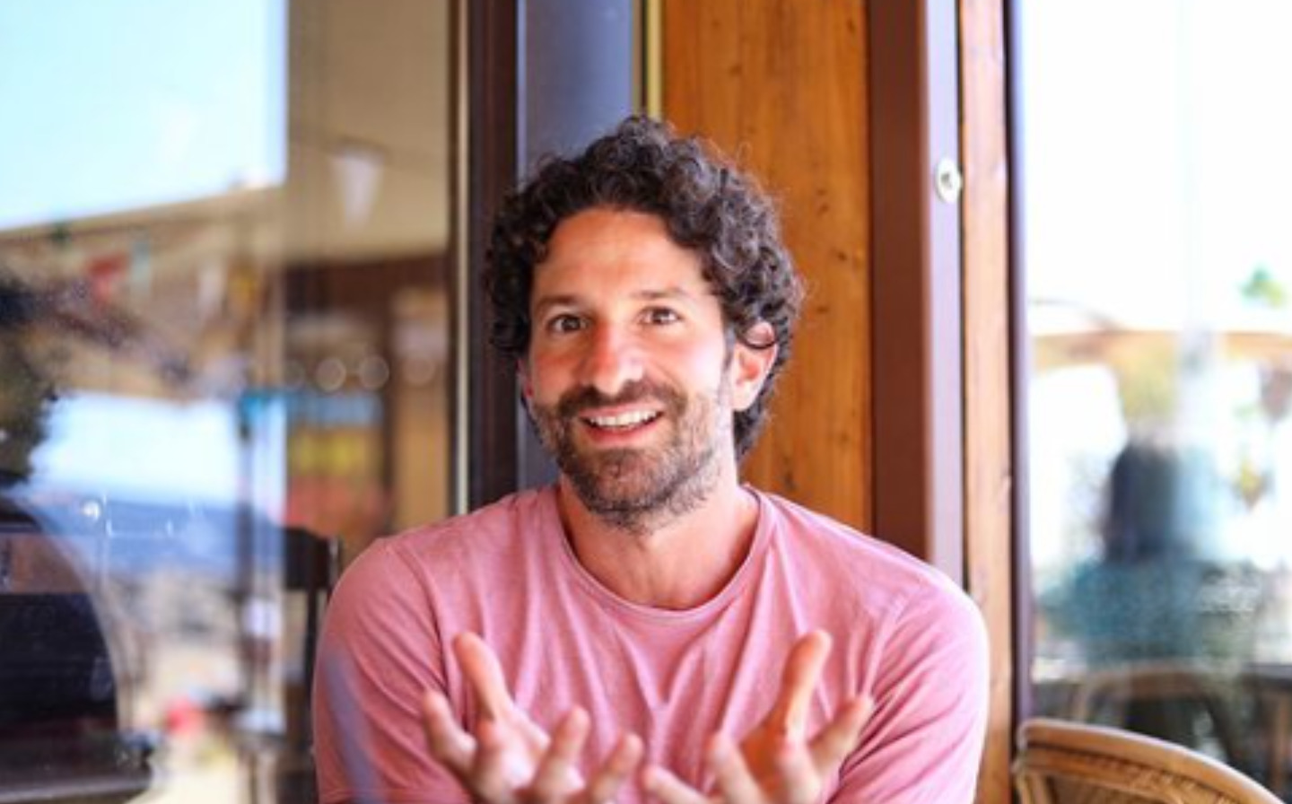 El escritor franco-venezolano Miguel Bonnefoy gana el Gran Premio de la Academia Francesa