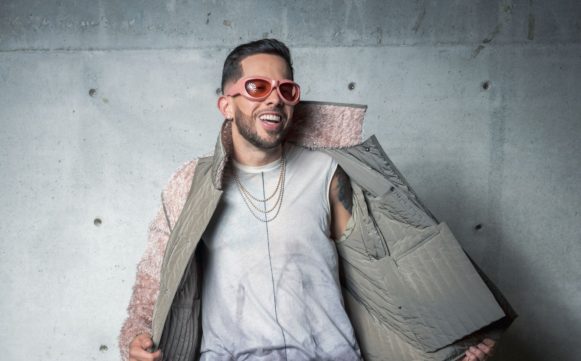 De La Ghetto presenta su nuevo sencillo y video musical “AMI Paris”