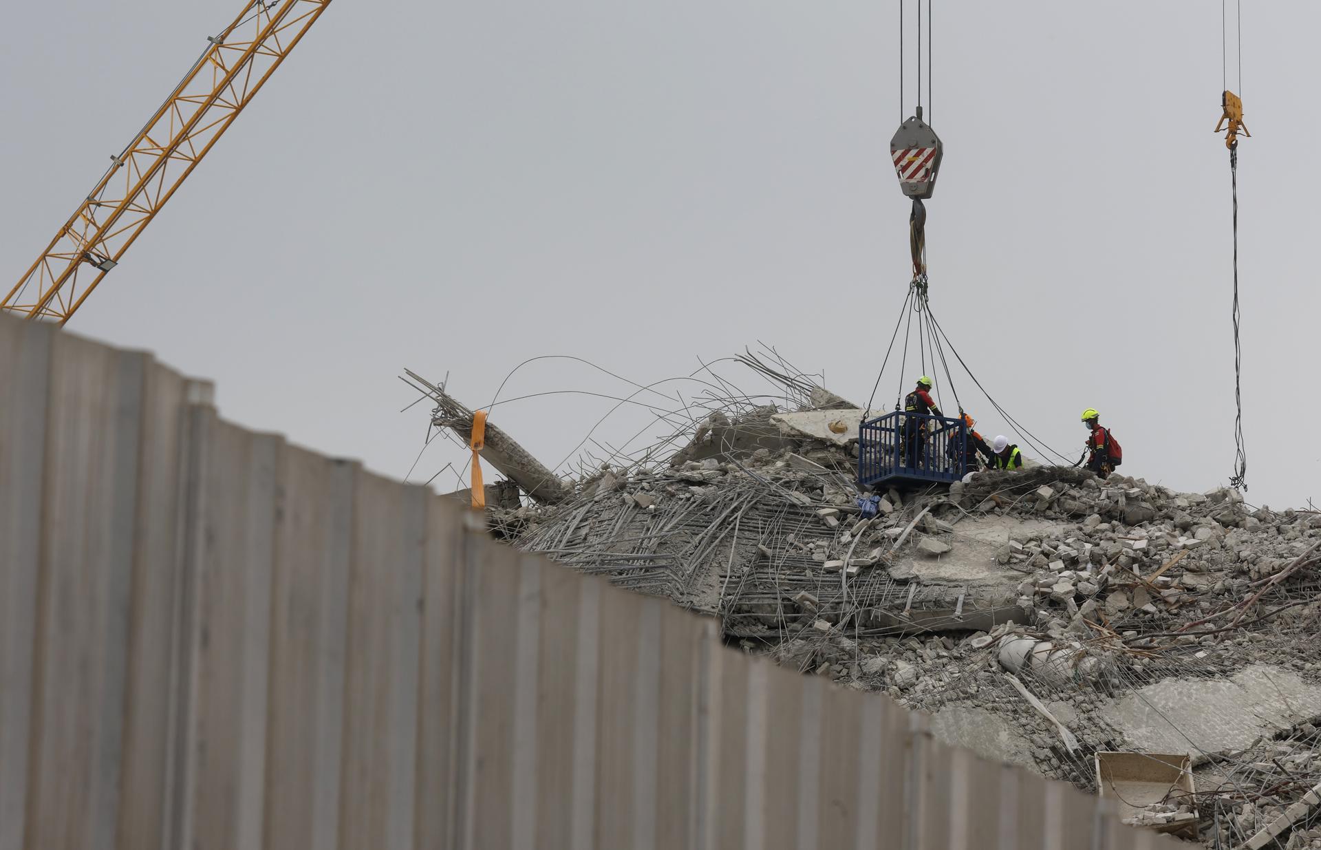Continúa la búsqueda de supervivientes tras 72 horas del derrumbe del edificio en Bangkok
