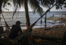 Panamá, el último muro para que los migrantes retornados desde EE.UU. vuelvan a casa