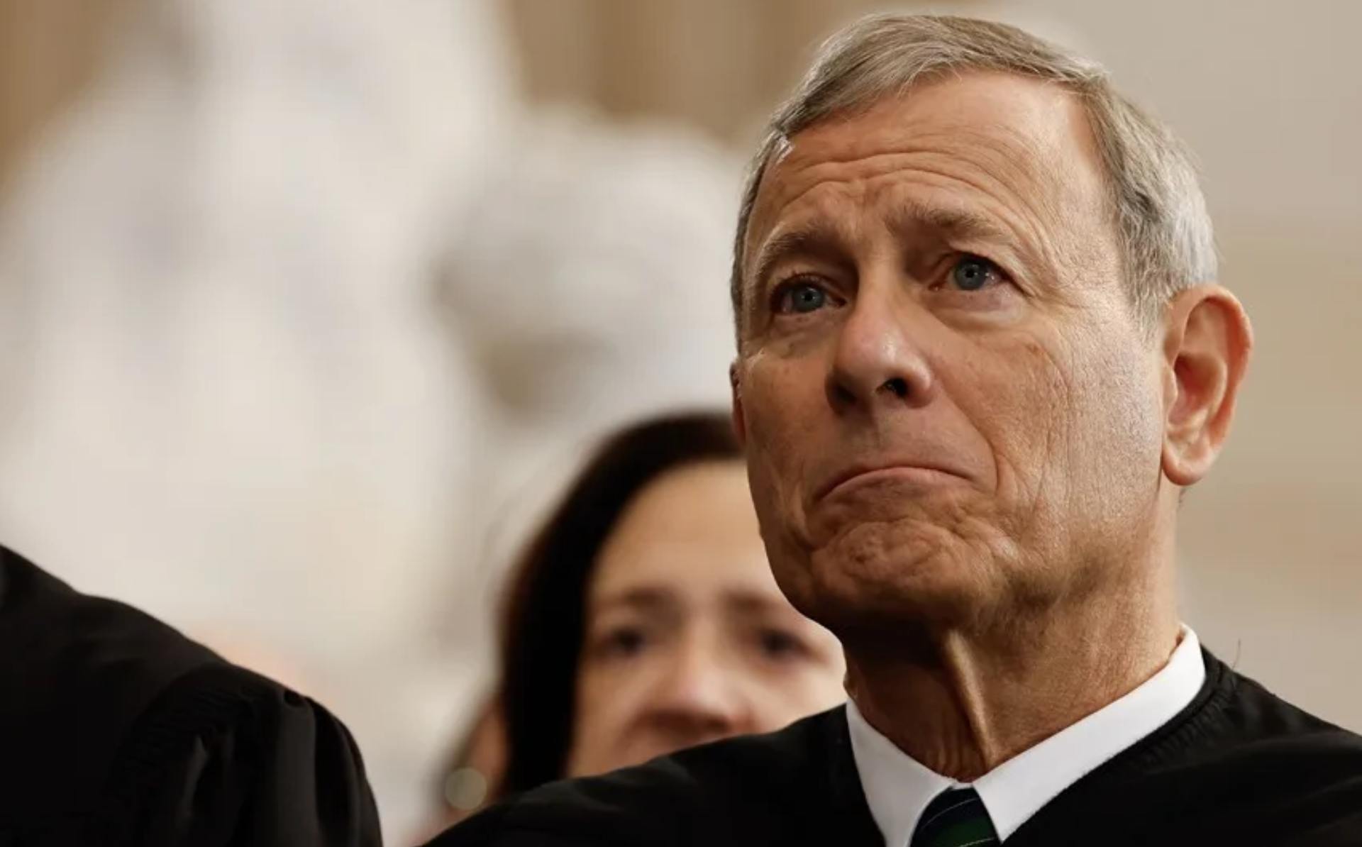 El presidente del Supremo de EE.UU. reprende a Trump por sus ataques contra un juez federal