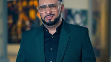 Mario Pinzón: De conductor de Uber a referente migratorio y artista en ascenso