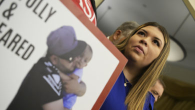 Esposa del hombre deportado por error defiende su inocencia y carga contra Trump y Bukele