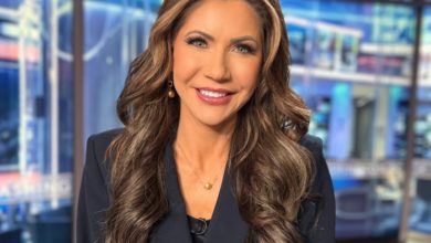 Impactante robo en Washington: Hurtan bolso de Kristi Noem con USD 3.000 mientras cenaba con su familia