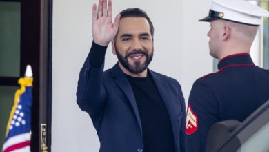 Bukele le propone a Maduro liberar a "presos políticos" a cambio de migrantes venezolanos