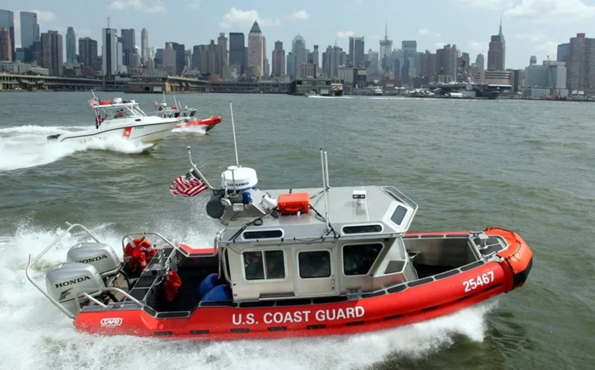 Tragedia aérea en Nueva York: Seis muertos tras caída de helicóptero en el río Hudson