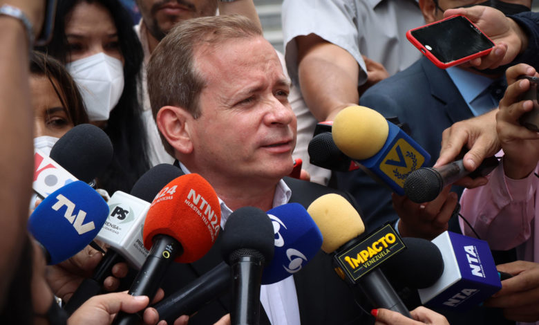 Equipo de antichavista detenido Guanipa acusa al Estado de haber violado "debido proceso"
