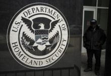 EE.UU. ofrecerá ayuda adicional de 1.000 dólares a indocumentados que elijan autodeportarse