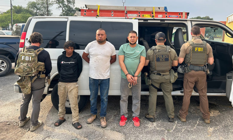ICE San Antonio anuncia 275 arrestos de inmigrantes indocumentados durante una operación conjunta