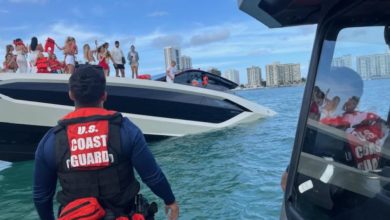 Investigan el hundimiento de un yate en Miami con 32 personas abordo, todas rescatadas