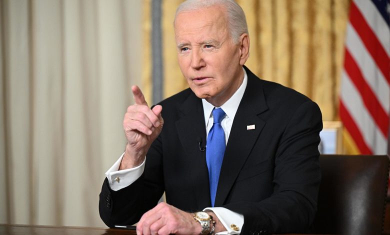 Un libro sobre el deterioro de Biden narra que fue incapaz de reconocer a George Clooney