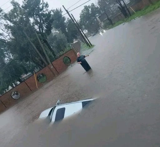 Buenos Aires bajo el agua: Más de 1.000 evacuados y alerta roja por lluvias extremas