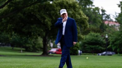Trump medita retirar otros 3.000 millones de dólares en subvenciones a Harvard