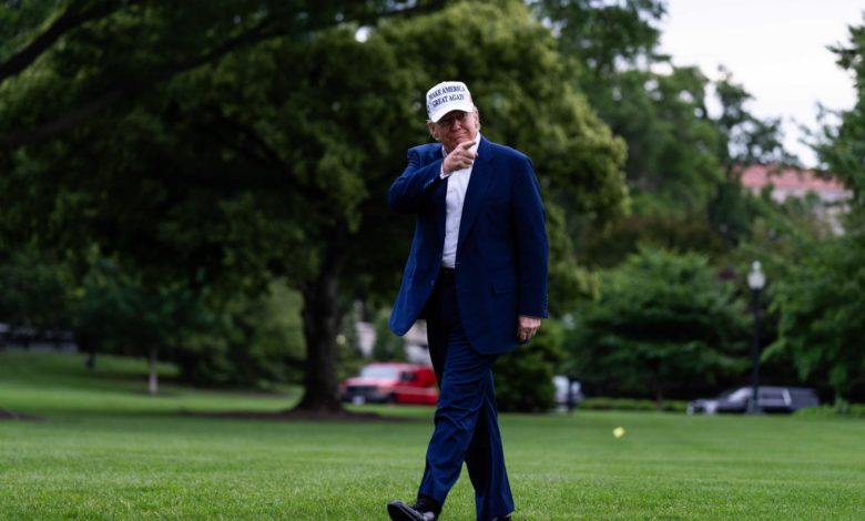 Trump medita retirar otros 3.000 millones de dólares en subvenciones a Harvard