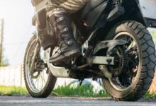 Acusan a un hombre de Tooele tras presuntamente agredir a dos motociclistas por "allanamiento de morada"