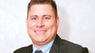 Entregan a ICE al periodista salvadoreño Mario Guevara tras su arresto en EE.UU.