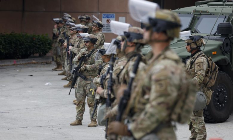 La Guardia Nacional de EEUU llega a Los Ángeles para aplacar las protestas contra redadas