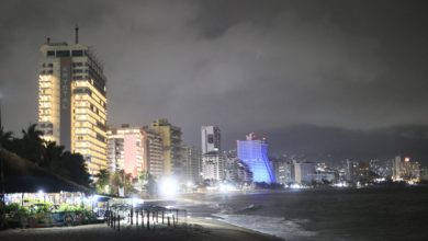 El Huracán Erik alcanza la categoría 4 antes de su inminente impacto en las costas del sur de México