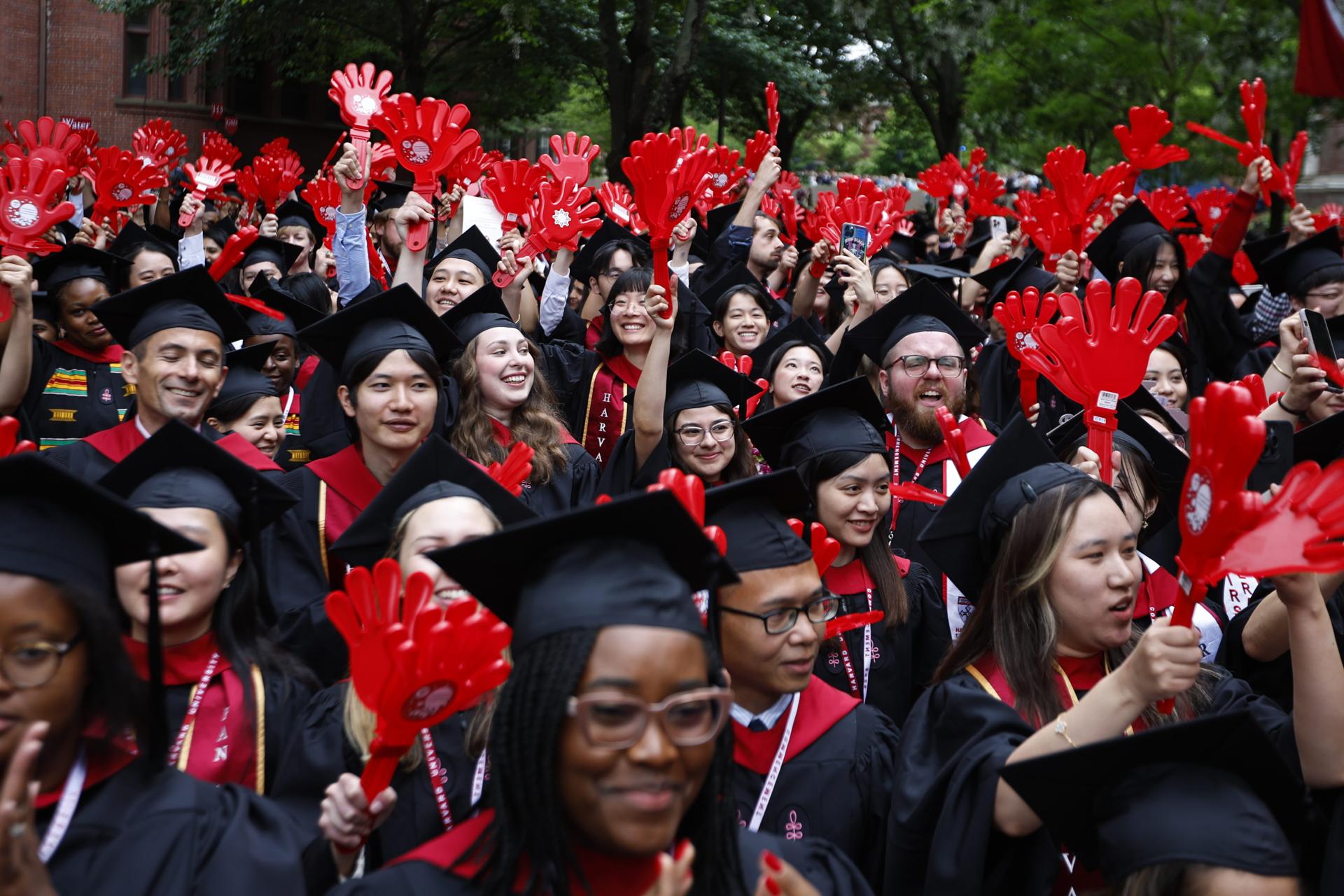 El veto a extranjeros en Harvard, una oportunidad para Asia por el retorno de talento