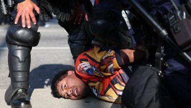 Las protestas contra redadas se extienden por EE.UU. y Texas despliega la Guardia Nacional