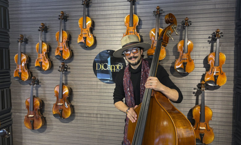 De tocar en la Sinfónica Juvenil de Caracas a abrir una tienda de música en España