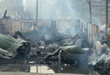 Cox calificó como un milagro que las pérdidas no hayan sido mayores en el incendio en Pine Valley