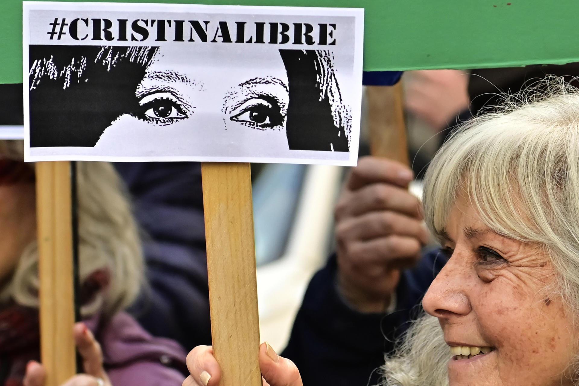 Cristina Fernández ya cumple condena en su domicilio de Buenos Aires