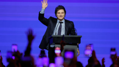 Milei, el presidente latinoamericano mejor valorado, mientras cae la imagen de Arce