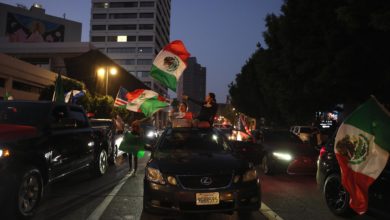 La bandera mexicana, símbolo de las protestas en Los Ángeles que molesta a la Casa Blanca
