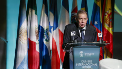 González Urrutia pide a EEUU ajustar política migratoria "para proteger" a los venezolanos