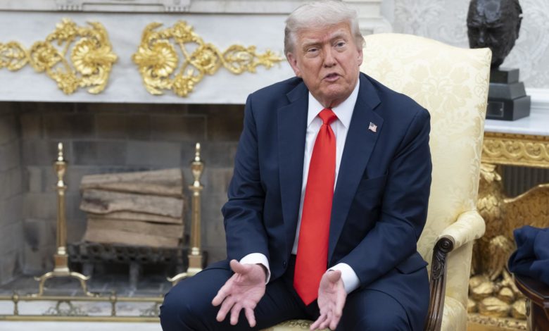 Trump insiste en que redoblará redadas migratorias en ciudades con gobiernos demócratas